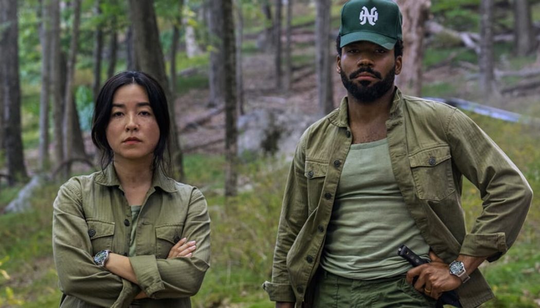 Donald Glover and Maya Erskine Are a Modern-Day 'Mr. and Mrs. Smith'