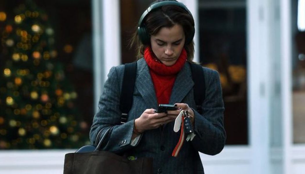 Emma Watson Just Wore the '90s Shoe Trend That's Suddenly All Over London