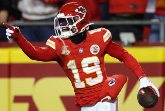 Kadarius Toney video sparks new debate over whether Chiefs wide receiver checked in with ref before penalty