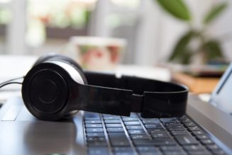 Music Enhances Productivity: The Science Behind The 10 Best Songs