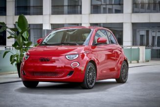 The Fiat 500e is a tiny, affordable EV that’s only emission is classical music