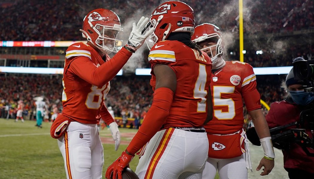 Chiefs prevail over Dolphins in frigid playoff game