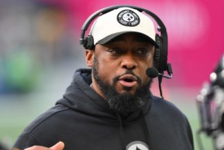 Chiefs star Travis Kelce calls media 'bunch of jacka--es' after calling for Mike Tomlin's firing