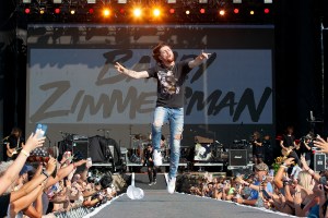 TWIN LAKES, WISCONSIN - JULY 23: Bailey Zimmerman performs onstage at Country Thunder Wisconsin - Day 4 on July 23, 2023 in Twin Lakes, Wisconsin. (Photo by Joshua Applegate/Getty Images)