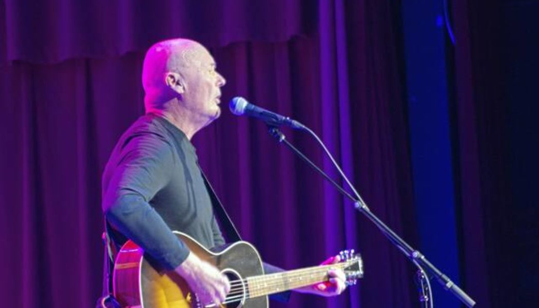 Creed Bratton delivers stellar mix of music, ‘The Office’ | TribLIVE.com