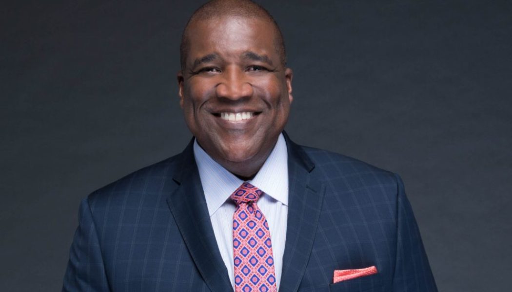 Curt Menefee Stretches Fox Duties to New York News From Sunday Sports