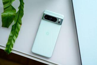 Google’s Pixel 8 phones now come in a new mint color