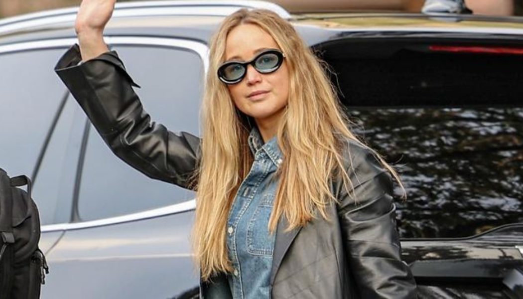 Jennifer Lawrence Just Wore the Elevated Jacket We'll All Buy in 2024