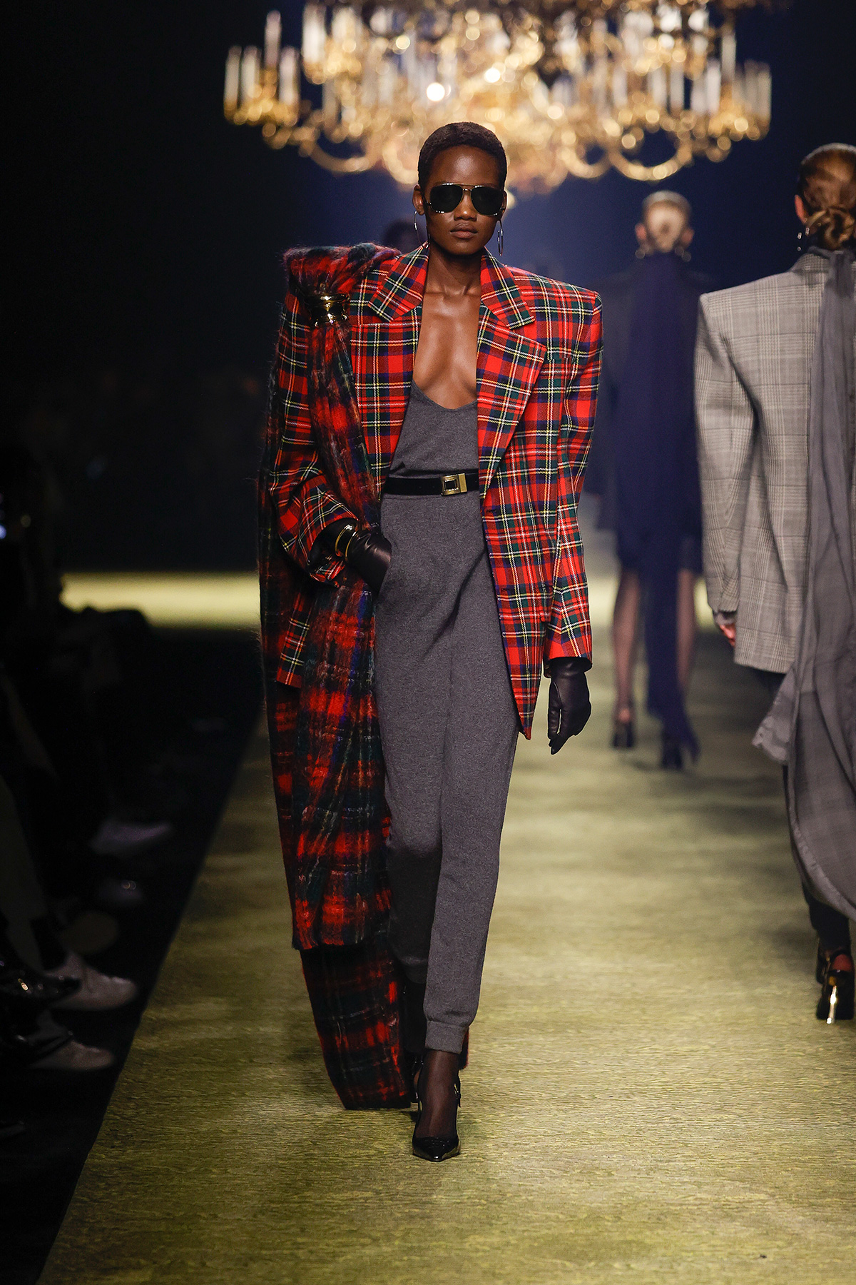 SAINT LAURENT WINTER 23 WOMEN RUNWAY