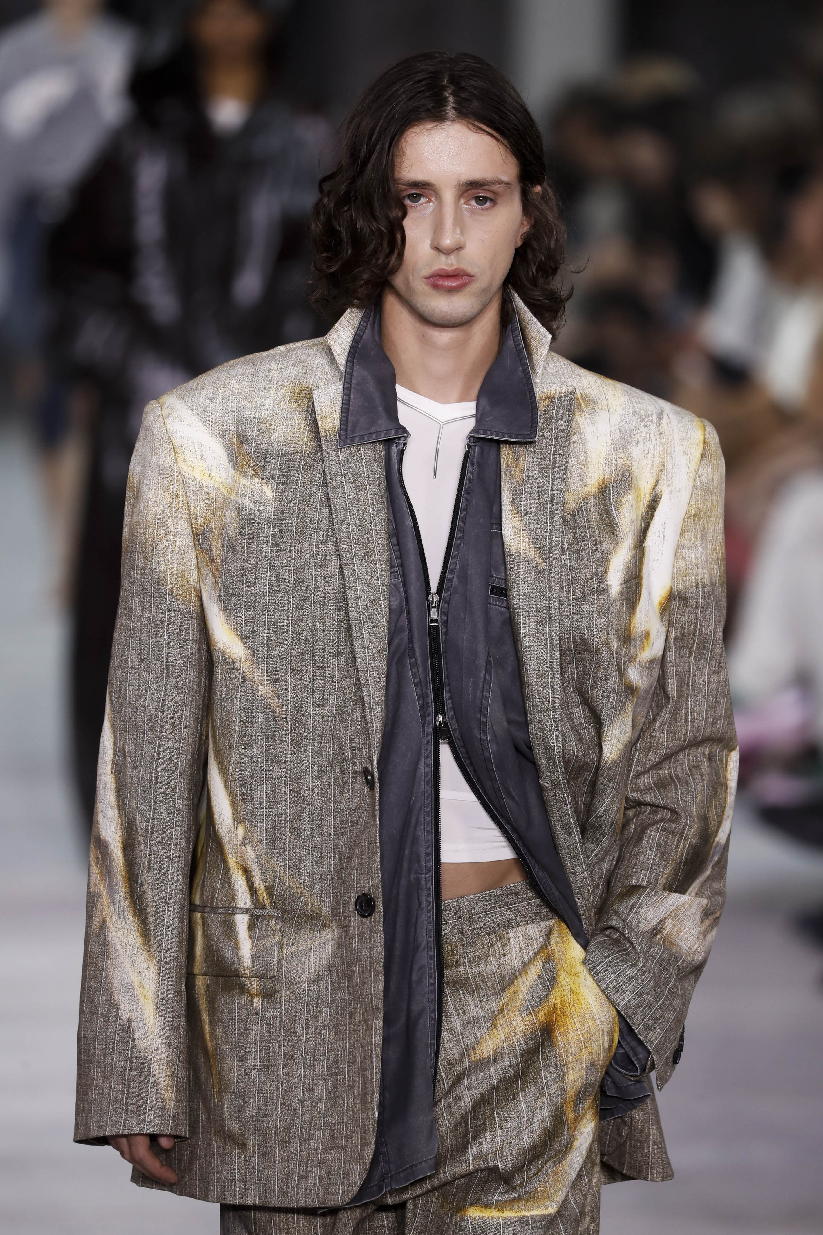 A model walks the runway during the Y/Project Ready to Wear Spring/Summer 2024 fashion show as part of the Paris Fashion Week on October 1, 2023 in Paris, France.