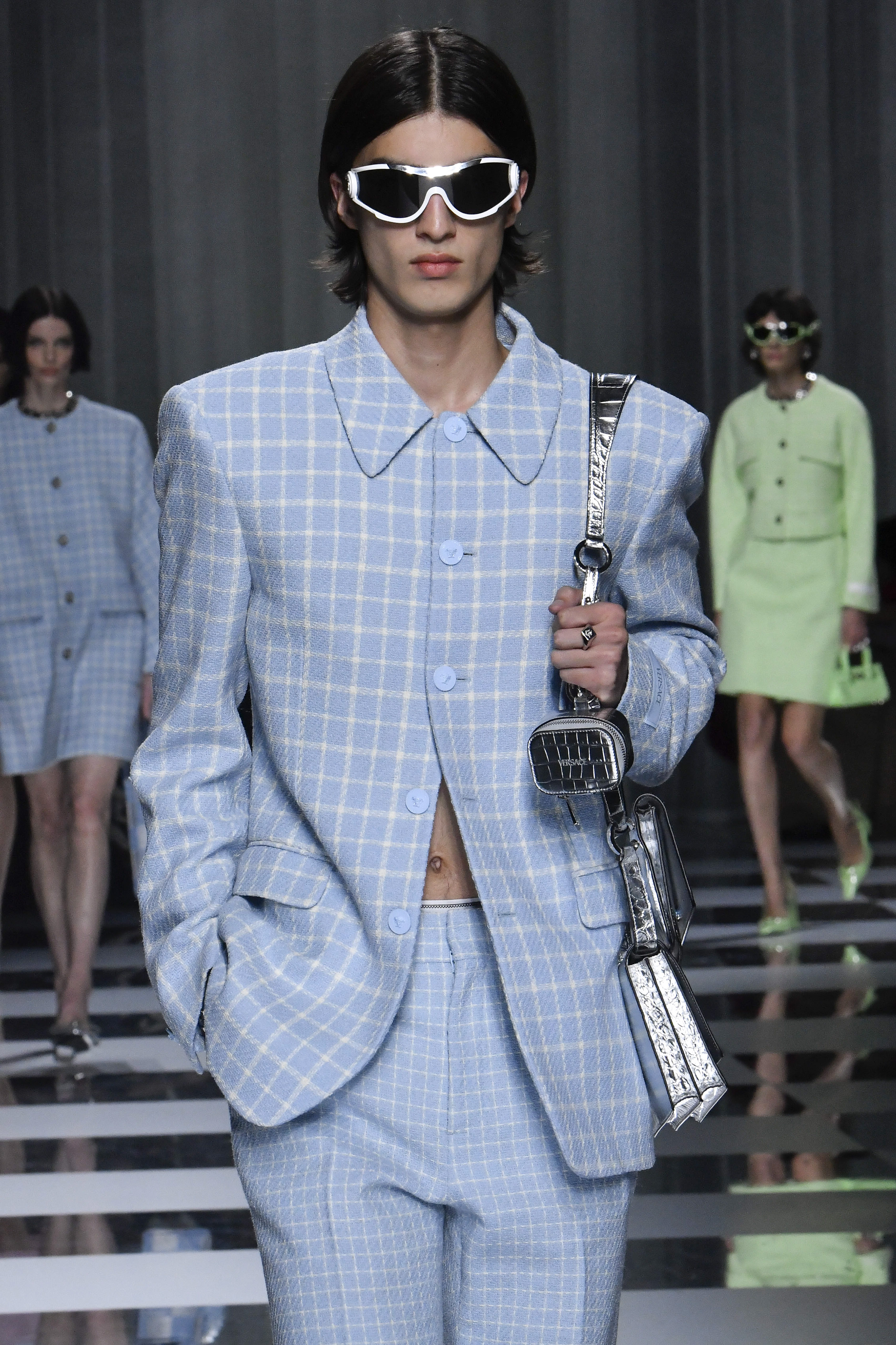 A model walks the runway during the Versace Ready to Wear Spring/Summer 2024 fashion show as part of the Milan Fashion Week on September 22, 2023 in Milan, Italy.