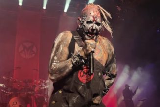 MUDVAYNE's CHAD GRAY Says Most New Music Sounds The Same: 'There's Nothing Separating One Band From Another'