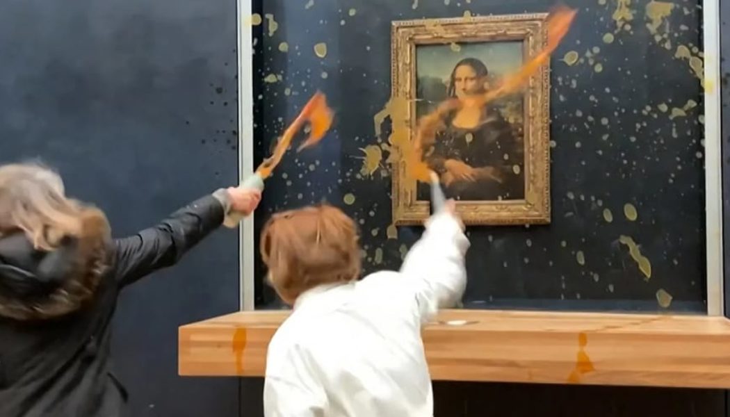 Protestors Throw Soup at Mona Lisa Painting in the Louvre