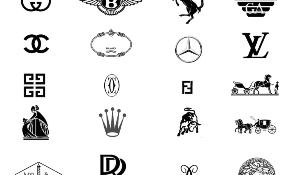 The Brand Prominence Dilemma: The Role of Logos in Luxury