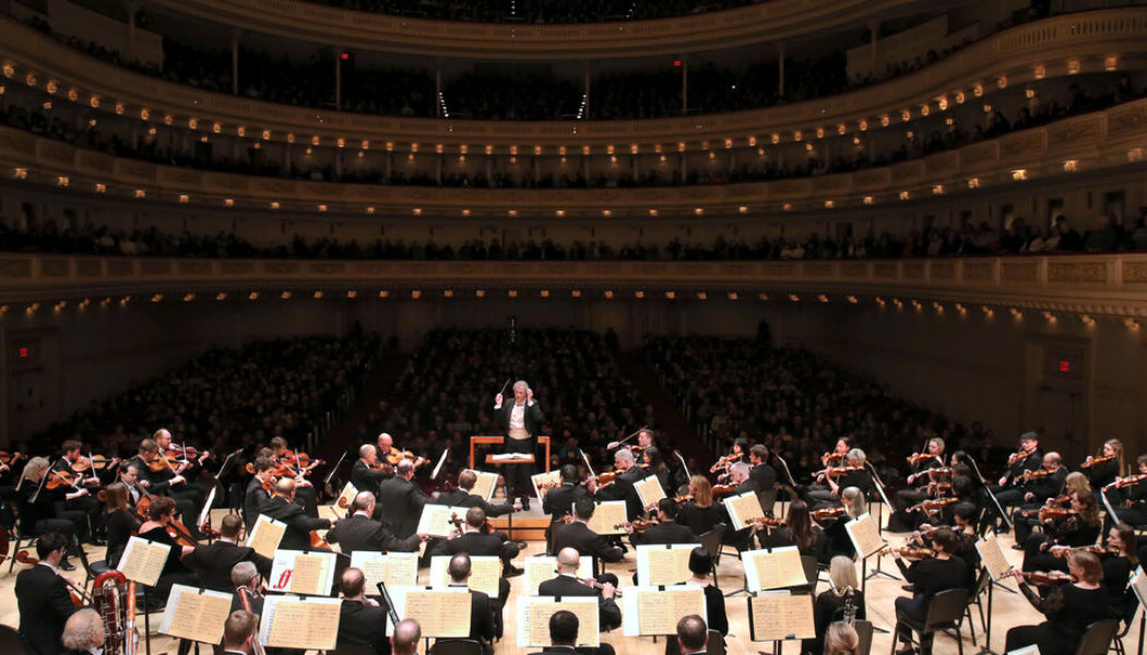 The Cleveland Orchestra Says a Lot, but Only Through Music