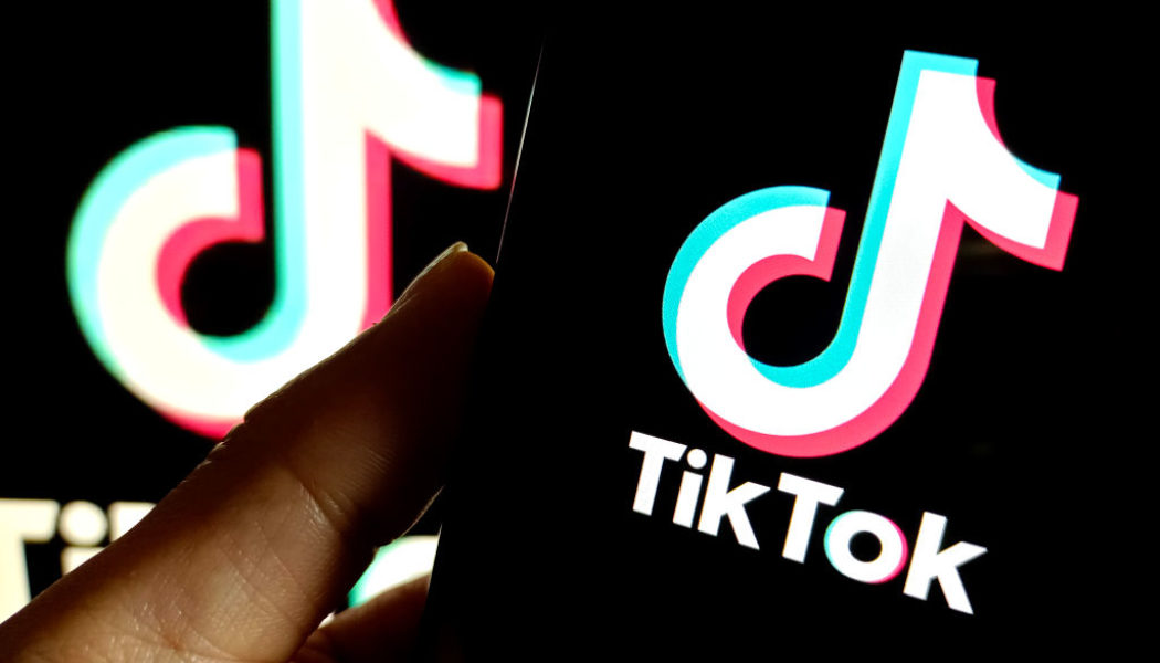 TikTok Is Pushing Creators To Record Longer Horizontal Videos