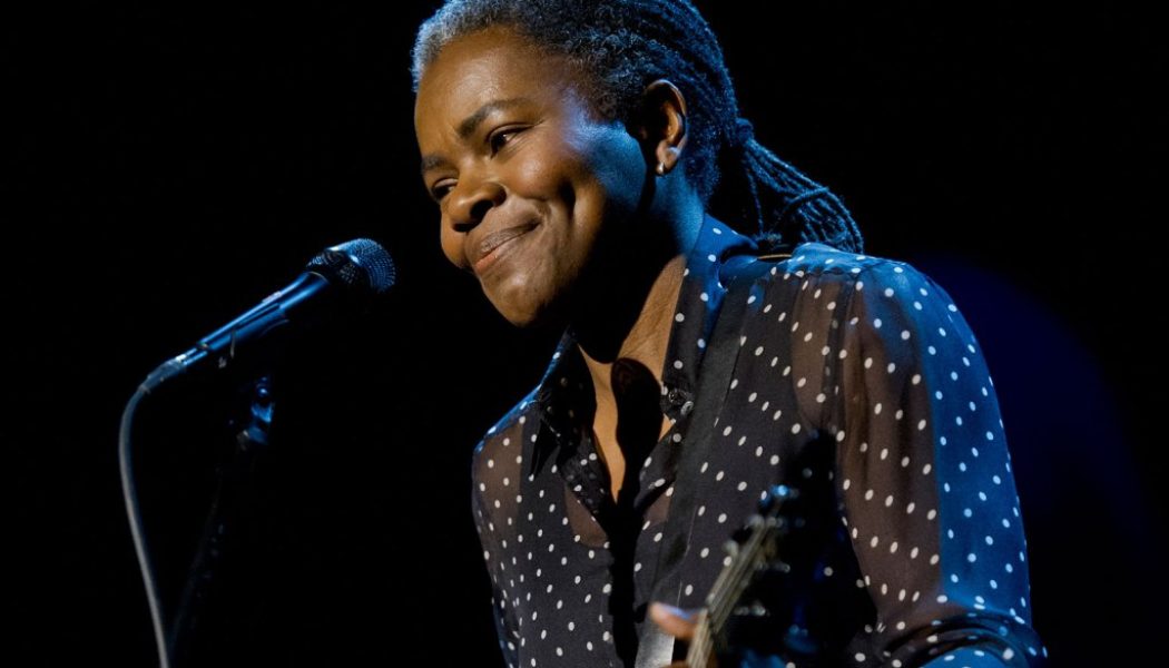 Tracy Chapman to Receive Lifetime Achievement Award at 2024 International Folk Music Awards