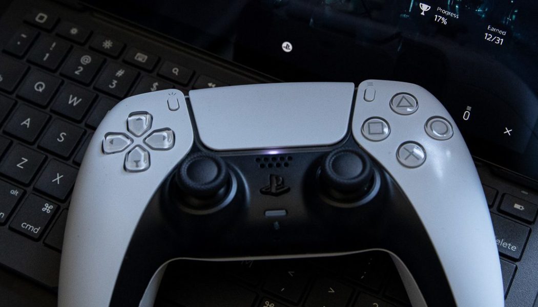 V2 PS5 DualSense Wireless Controller Reportedly Coming Soon