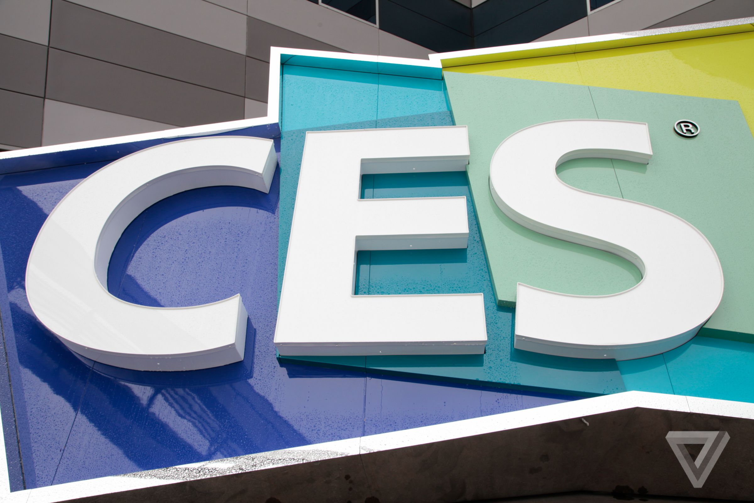 CES-2016-stock-verge-02