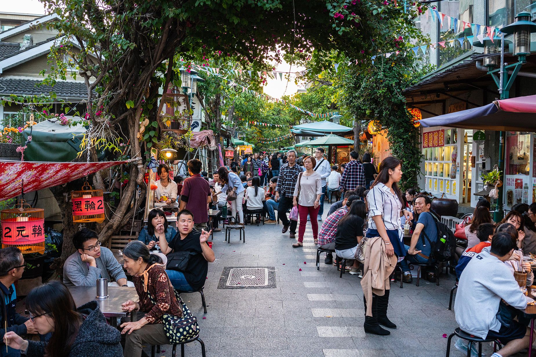 PR982G 20 February 2018, Tainan Taiwan : Pedestrian Fuzhong street view with people in Tainan Taiwan