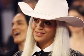 Beyoncé: Radio station now playing Texas Hold 'Em after country music outcry