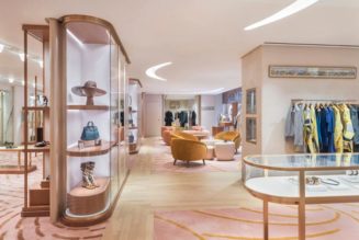 Fashion giant Hermès defies luxury slump— and hands staff €4,000 bonus