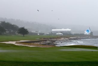 Final round pushed to Monday at AT&T Pebble Beach Pro-Am because of weather