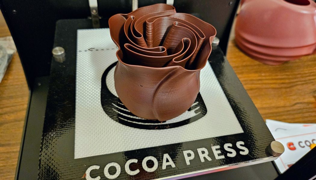 I printed chocolate on a 3D printer and ate it