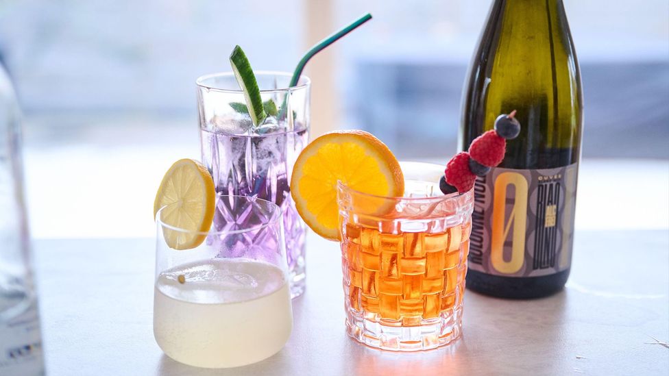 More hotels are offering mocktails, adaptogen drinks, teas and even serotonin sodas (Credit: Alamy)