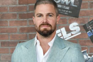 Stephen Amell To Lead 'Suits' Spinoff 'Suits: LA'