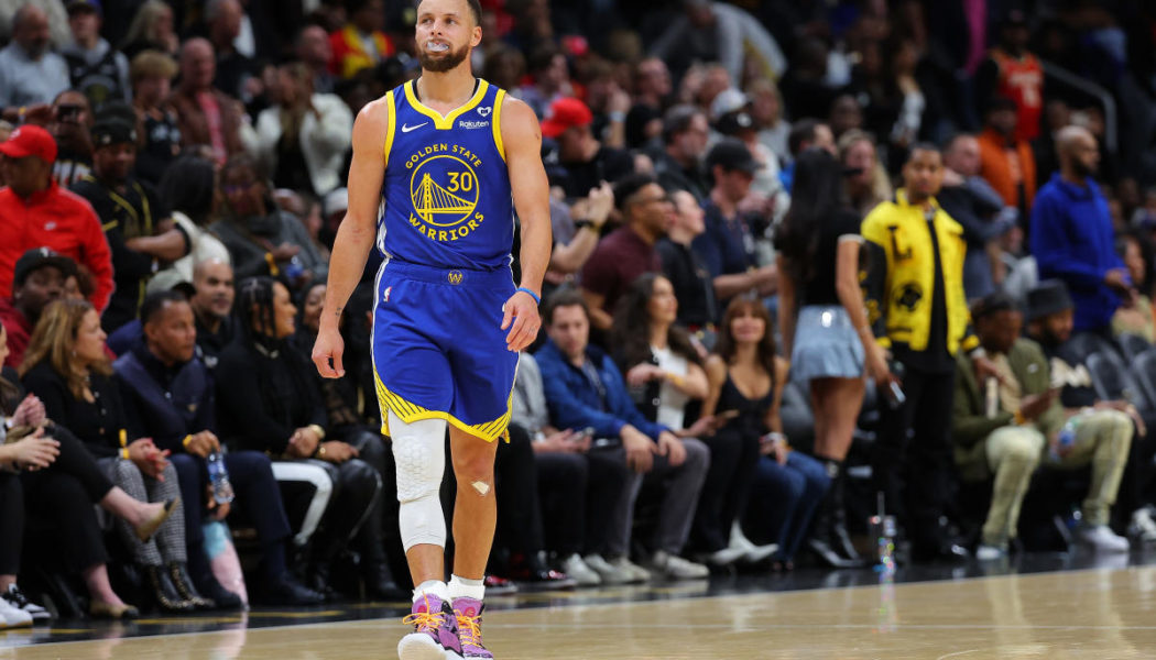 Stephen Curry becomes 3rd player in 2 weeks to score 60 and lose - Yahoo Sports