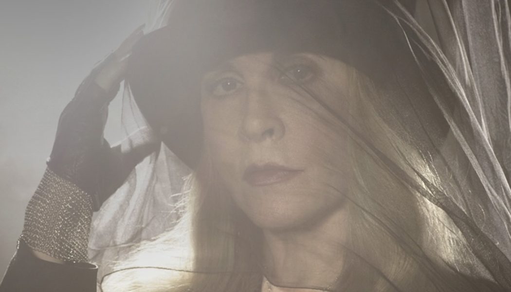 Stevie Nicks announces new solo tour dates