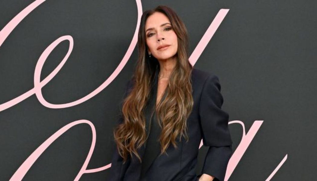 Victoria Beckham’s New Outfit Confirms This Pretty Shoe Trend Is Key for Spring