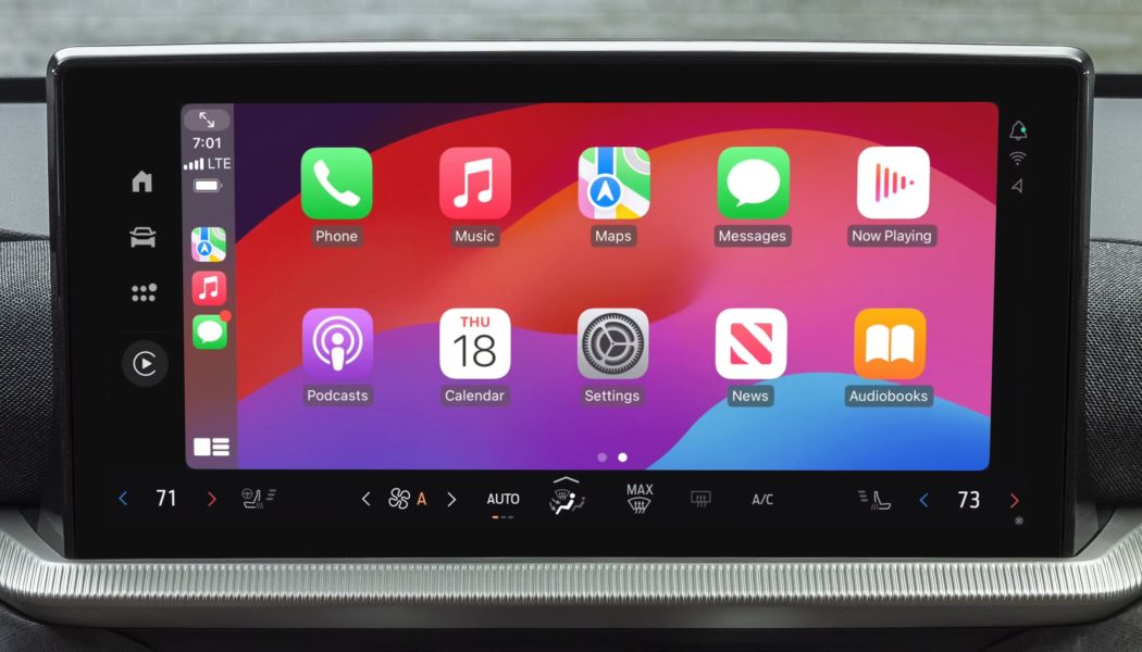 Apple CarPlay is anticompetitive, too, US lawsuit alleges