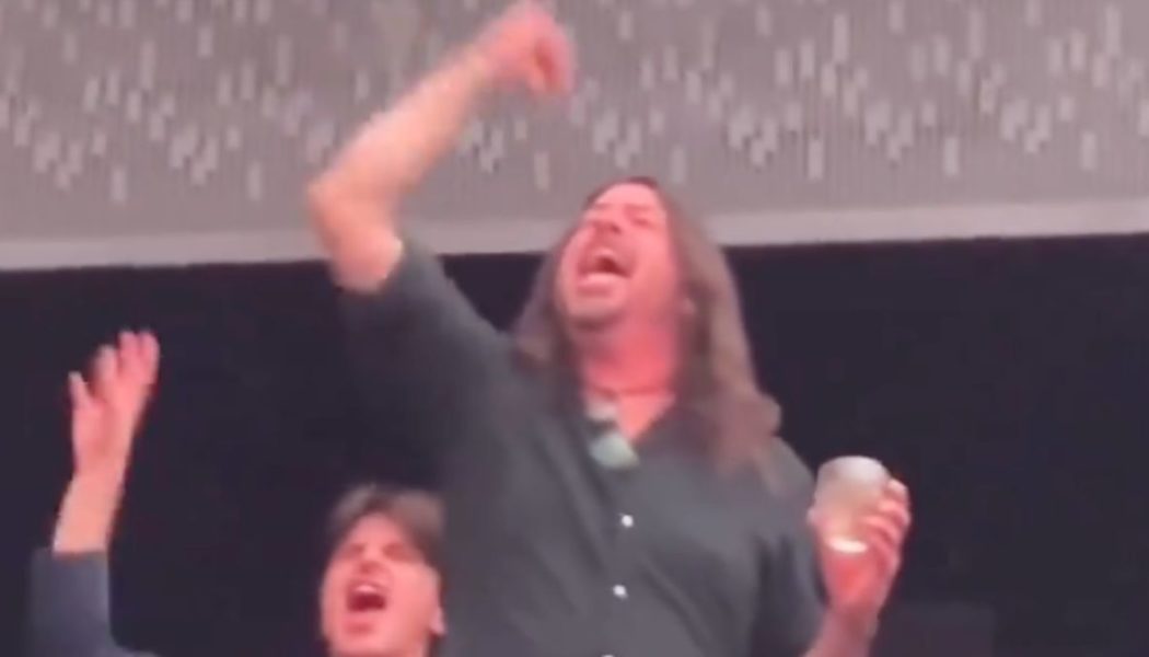 Dave Grohl had the time of his life at U2's final Sphere concert