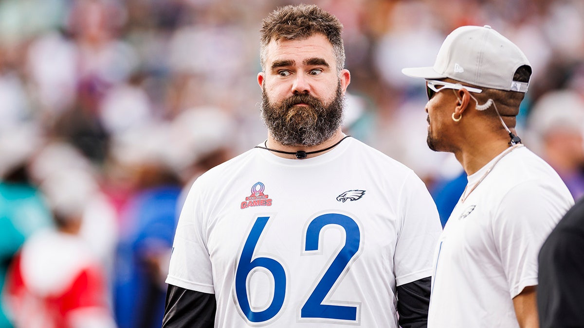 Jason Kelce at Pro Bowl