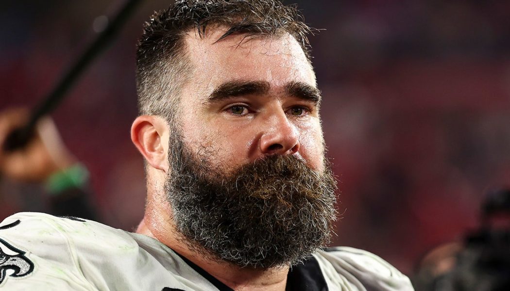 Eagles' Jason Kelce announces retirement from NFL