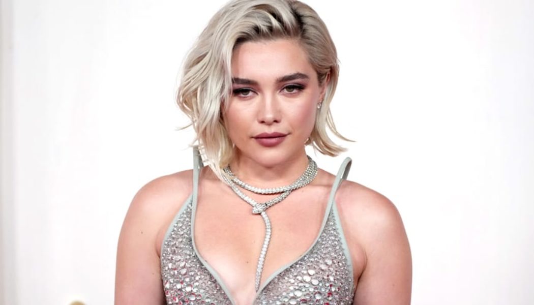 Florence Pugh Shares First Look at Marvel's 'Thunderbolts'