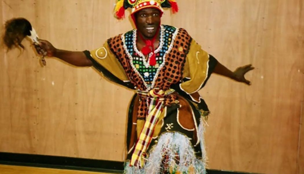 My experience in West African Dance and Drumming Class - The Middlebury Campus