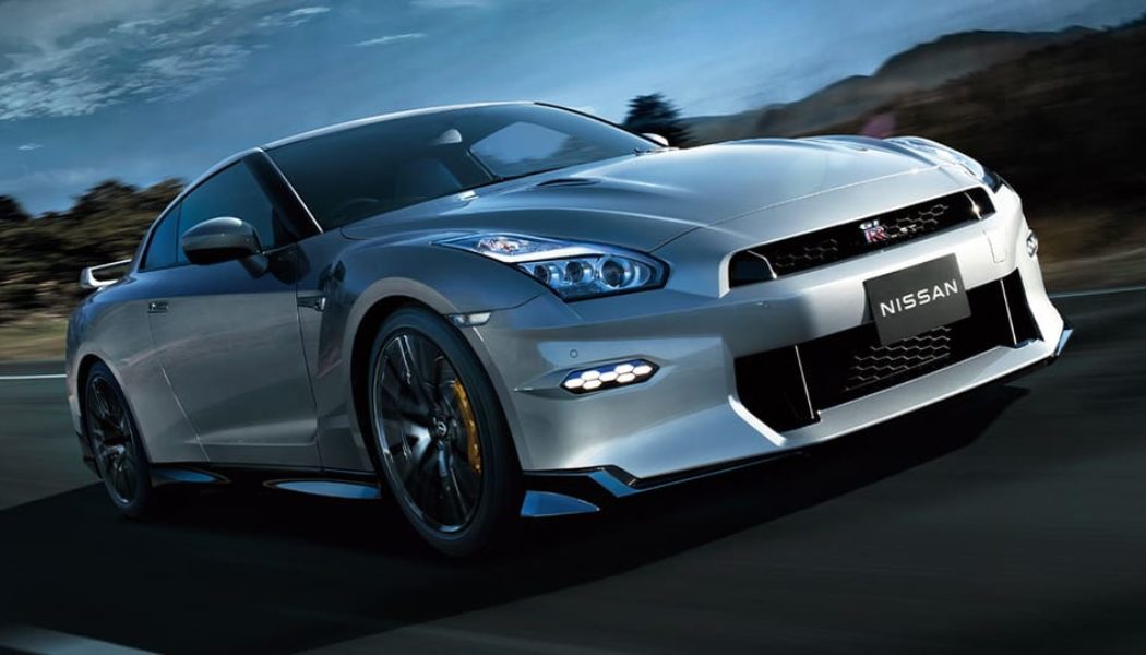 Nissan Unveils 2025 GT-R Model: Potentially the Last of the R35 Generation