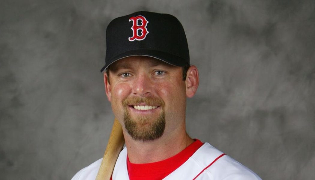 Dave McCarty, player on 2004 Red Sox championship team, dies 1 week after team's reunion