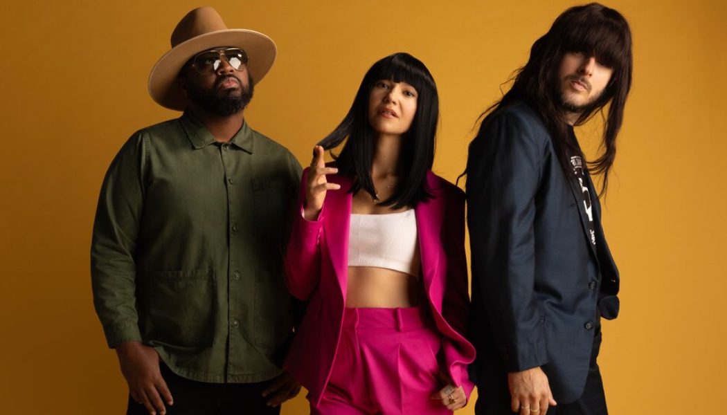 How Khruangbin’s Sound Became the New Mood Music