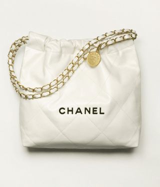 Chanel 22 Small Handbag