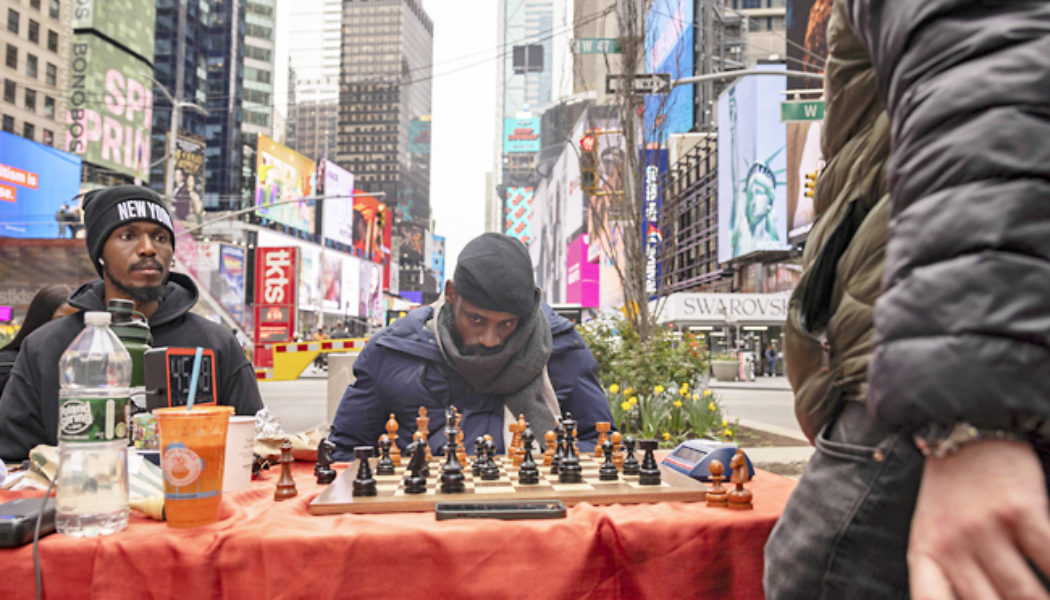 Nigerian plays chess for 58 hours, sets new record » Borneo Bulletin Online