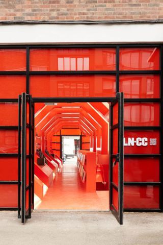 LN-CC store exterior