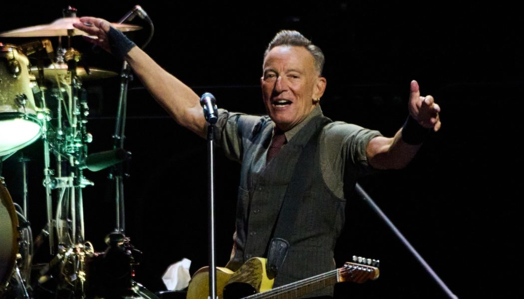 Bruce Springsteen postpones European tour dates due to vocal issues