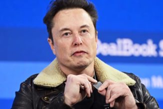 Elon Musk Says He's Going “Absolutely Hardcore” on Tesla Staffing