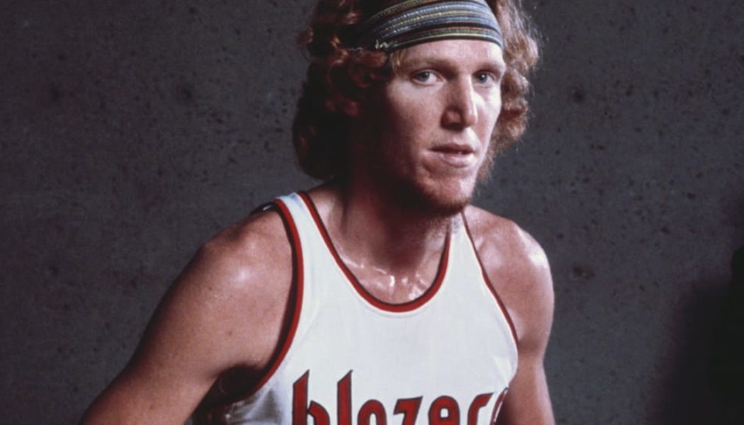 Hall of Fame Center Bill Walton Dies, Age 71