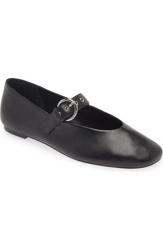 Bethany Mary Jane Flat