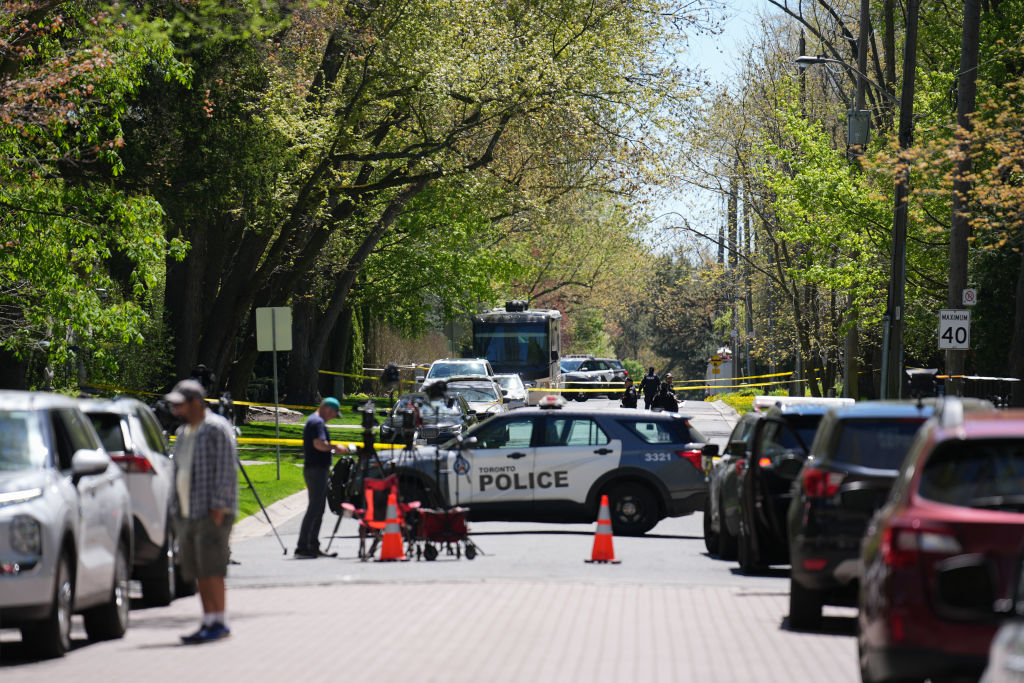 Shooting outside Drake's mansion in Toronto